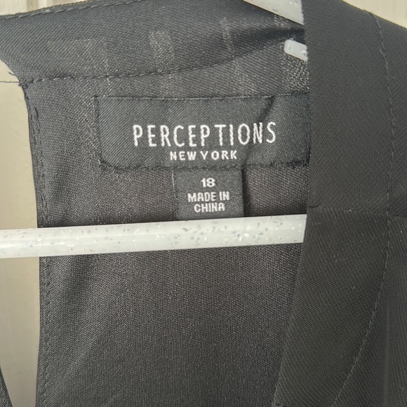 Perceptions New York dress size 18 - Picture 2 of 3